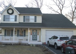 Pre-foreclosure in  WASHINGTON AVE Mastic, NY 11950