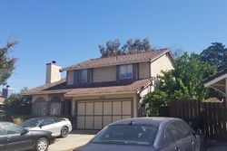 Pre-foreclosure in  CASTLE CT Tracy, CA 95376