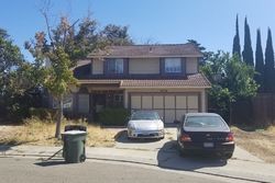 Pre-foreclosure in  CASTLE CT Tracy, CA 95376