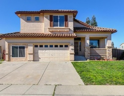 Pre-foreclosure Listing in HOLMISDALE WAY GALT, CA 95632