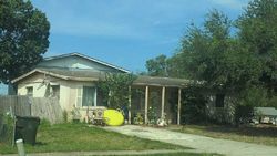 Pre-foreclosure in  E HIGHLAND AVE Clermont, FL 34711