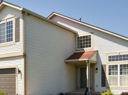 Pre-foreclosure in  GARDEN VIEW LN Matteson, IL 60443
