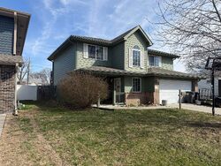 Pre-foreclosure in  S 9TH ST Council Bluffs, IA 51501