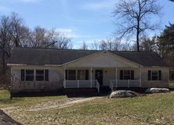 Pre-foreclosure Listing in TURNPIKE RD ELIZABETHTOWN, PA 17022