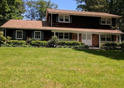  Fox Hill Rd, Spring Valley NY