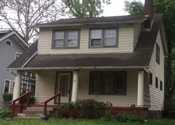 Pre-foreclosure in  EUCLAIRE AVE Columbus, OH 43209