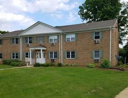 Pre-foreclosure Listing in WINDSOR TER APT F FREEHOLD, NJ 07728