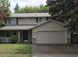 Pre-foreclosure in  NE 127TH CT Vancouver, WA 98682