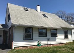  Berkshire Ln, Willingboro NJ