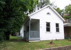 Pre-foreclosure in  NE MONROE ST Peoria, IL 61603