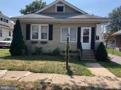 Pre-foreclosure Listing in W HIGH ST HADDON HEIGHTS, NJ 08035