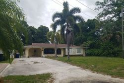 Pre-foreclosure in  HISPANA AVE Fort Pierce, FL 34982
