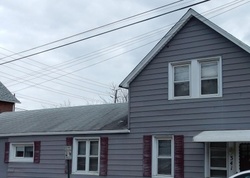 Pre-foreclosure Listing in 6TH ST CARLSTADT, NJ 07072