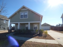Pre-foreclosure in  ENCLAVE DR Calera, AL 35040