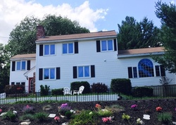 Pre-foreclosure in  BOXWOOD CT Nashua, NH 03063
