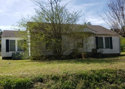 Pre-foreclosure in  GREEN ST Morrilton, AR 72110