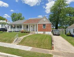 Pre-foreclosure in  OLD HOME RD Baltimore, MD 21206