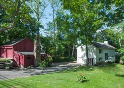 Pre-foreclosure Listing in LOVELY ST AVON, CT 06001