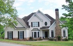 Pre-foreclosure in  GRANNY SMITH CIR Clarkesville, GA 30523