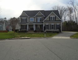 Pre-foreclosure in  BAYFRONT PL Midlothian, VA 23112