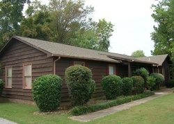 Pre-foreclosure in  MEADOW LN Murfreesboro, TN 37130