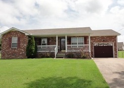 Pre-foreclosure in  KENDALL DR Clarksville, TN 37042