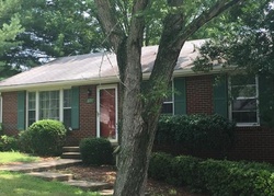 Pre-foreclosure in  SWAN LAKE DR Clarksville, TN 37043