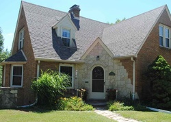 Pre-foreclosure in  N NORTH ST Peoria, IL 61604