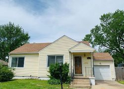 Pre-foreclosure in  N OLD MANOR RD Wichita, KS 67208