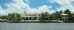 Pre-foreclosure in  S NORTHLAKE DR Hollywood, FL 33019