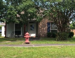 Pre-foreclosure Listing in DAPHNE DR GONZALES, LA 70737