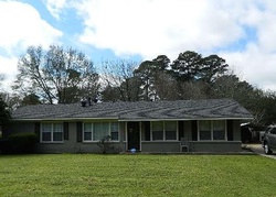 Pre-foreclosure in  ACACIA LN Shreveport, LA 71118