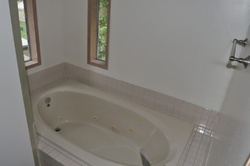Pre-foreclosure in  CLASSIC DR NE Olympia, WA 98516