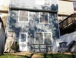 Pre-foreclosure in  POPLAR GROVE DR Reston, VA 20194