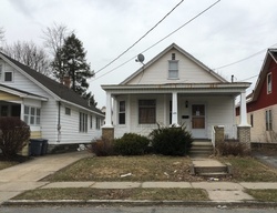 Pre-foreclosure in  FOREST RD Schenectady, NY 12303