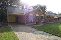 Pre-foreclosure in  PLOVER DR Memphis, TN 38127