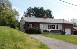 Pre-foreclosure in  RAGSDALE ST Kingsport, TN 37660
