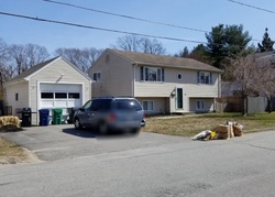 Pre-foreclosure Listing in PHILLIPS AVE WARWICK, RI 02888