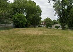 Pre-foreclosure in  EATON AVE Peoria, IL 61607