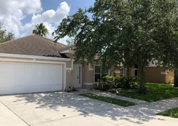 Pre-foreclosure in  BURNT PINE DR Naples, FL 34119
