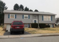 Pre-foreclosure Listing in TERRACE AVE CARLISLE, PA 17013