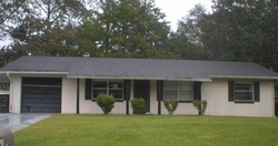 Pre-foreclosure in  NE 17TH TER Ocala, FL 34470