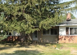 Pre-foreclosure Listing in ROCK CREEK RD CHARDON, OH 44024