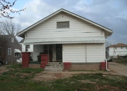 Pre-foreclosure Listing in S LAKE ST PONCA CITY, OK 74601