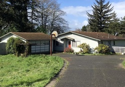 Pre-foreclosure Listing in EASY MANOR DR BROOKINGS, OR 97415