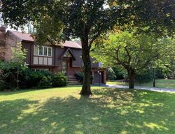 Pre-foreclosure Listing in ROSE WAY RANDOLPH, NJ 07869