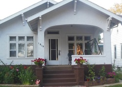 Pre-foreclosure in  W CALLENDER AVE Peoria, IL 61606