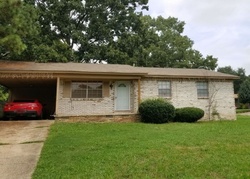 Pre-foreclosure Listing in GREEN HILLS DR NORTH LITTLE ROCK, AR 72118