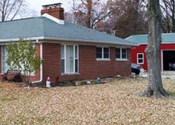 Pre-foreclosure in  OLD JACKSONVILLE RD Springfield, IL 62711