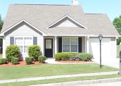 Pre-foreclosure in  BREEZY HILL WALK Stockbridge, GA 30281